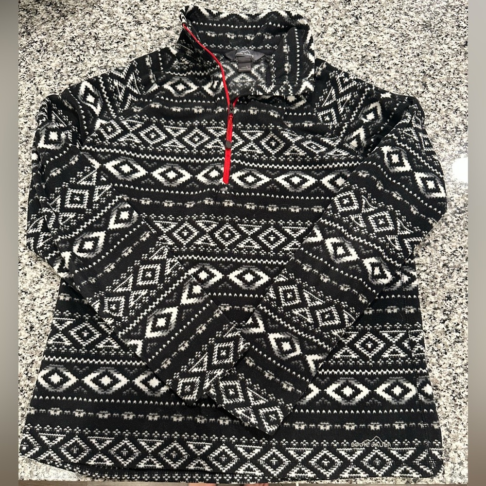 Eddie Bauer Black and White Patterned Sweater